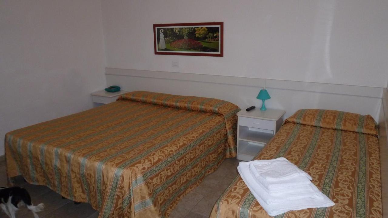 Hotel Zeus Lido Di Classe Room Only Δωμάτιο φωτογραφία
