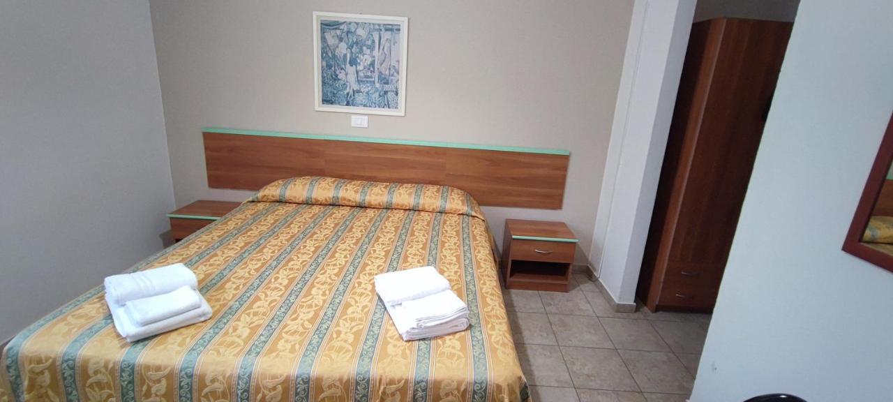 Hotel Zeus Lido Di Classe Room Only Εξωτερικό φωτογραφία