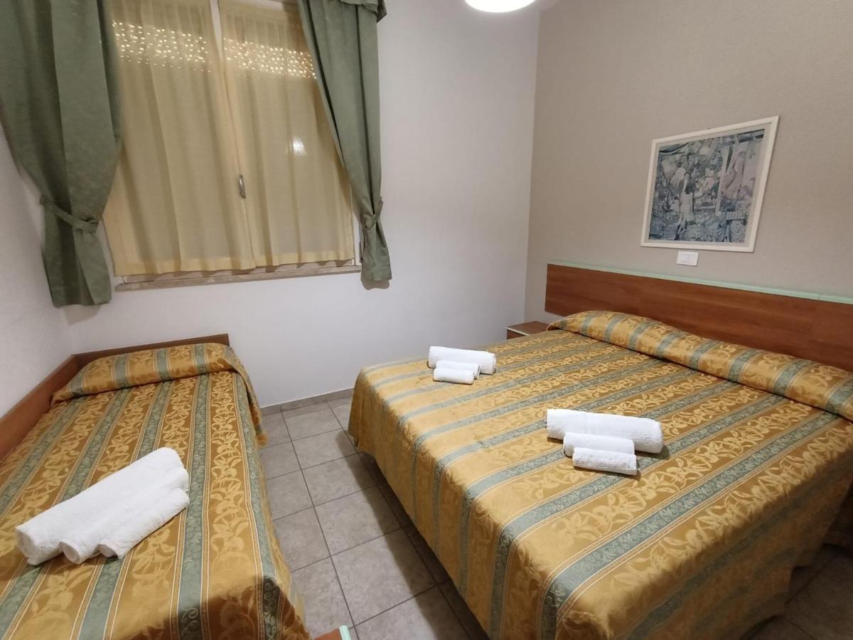 Hotel Zeus Lido Di Classe Room Only Εξωτερικό φωτογραφία