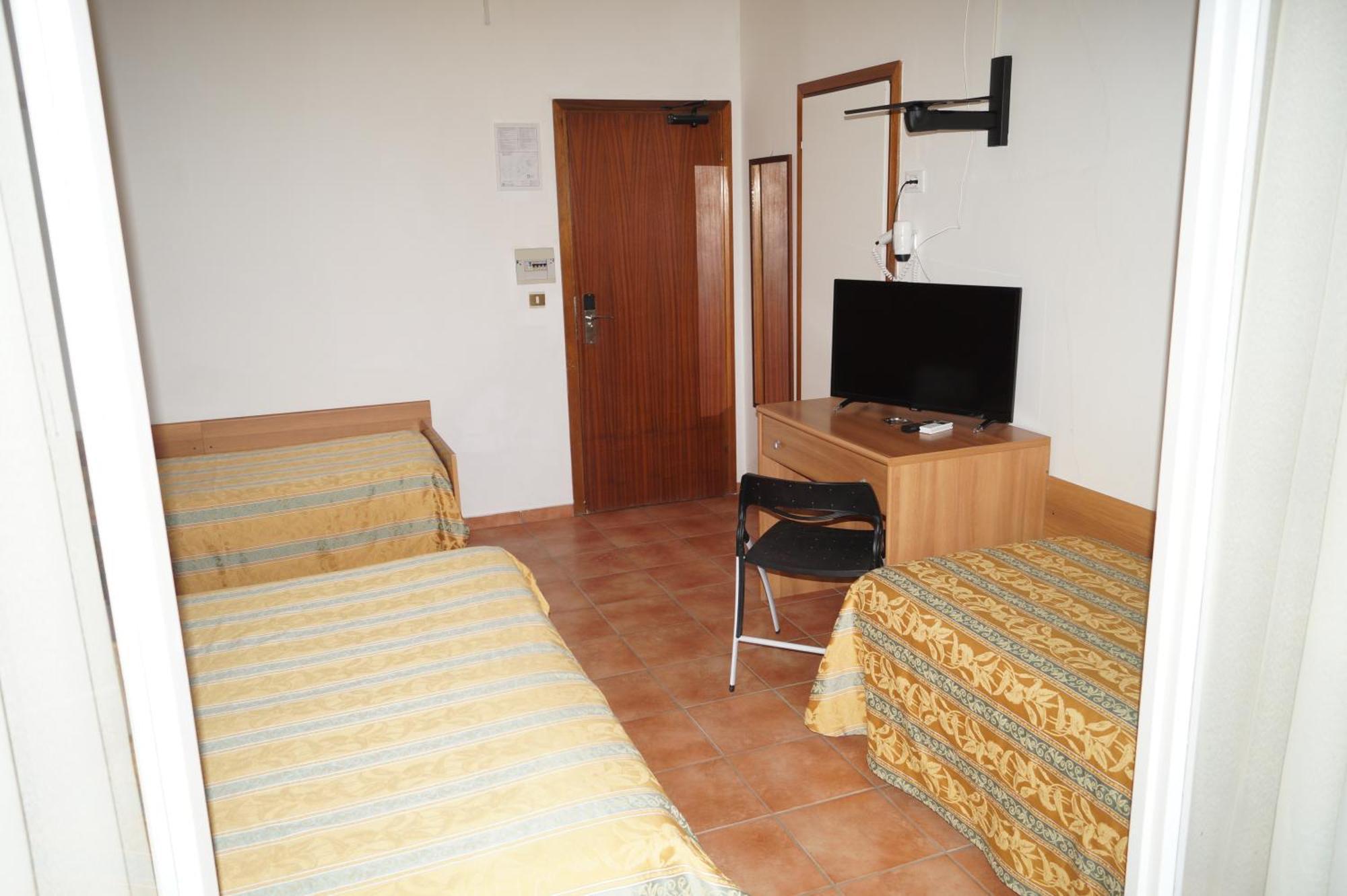 Hotel Zeus Lido Di Classe Room Only Εξωτερικό φωτογραφία