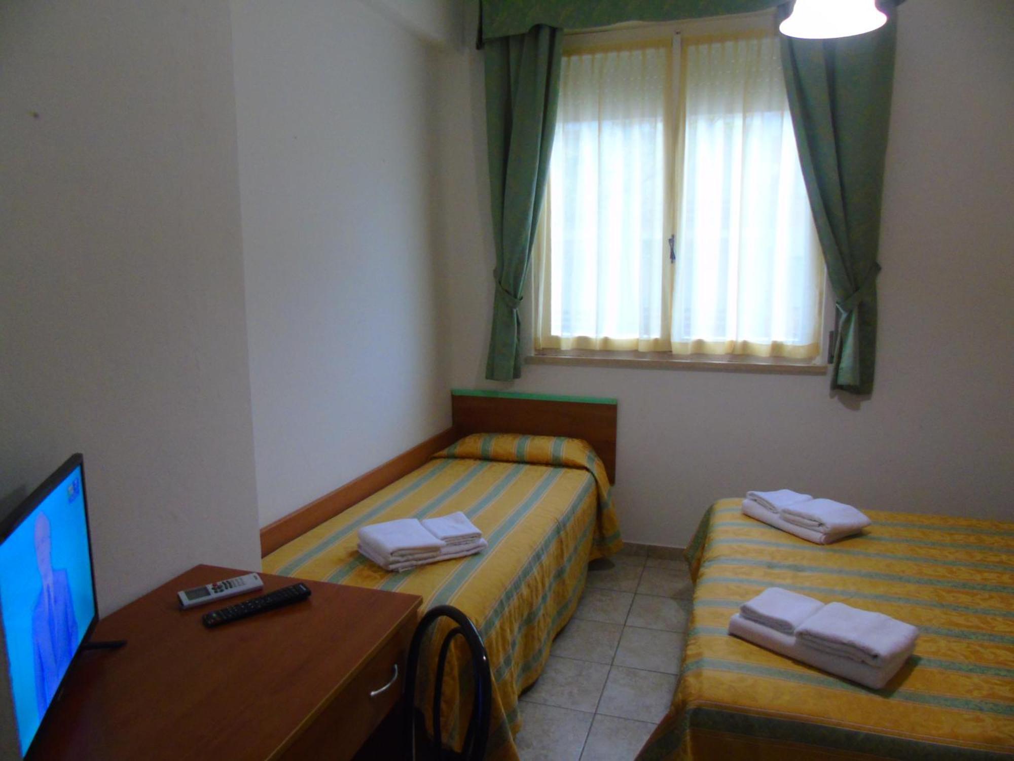 Hotel Zeus Lido Di Classe Room Only Εξωτερικό φωτογραφία